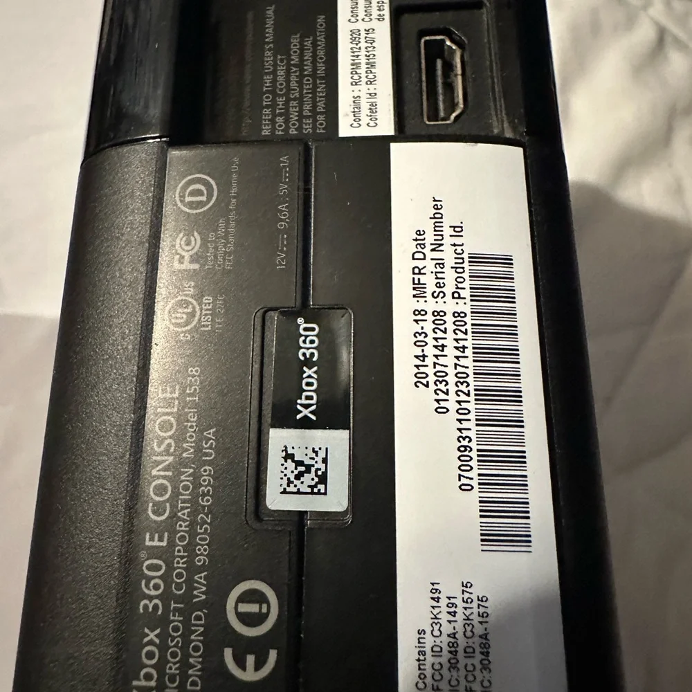 Xbox 360e Console, Cables and 1 Remote Tested and Working